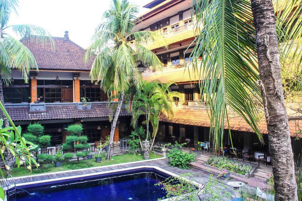 Hotel Puri Tanah Lot Kuta Lombok Exterior foto