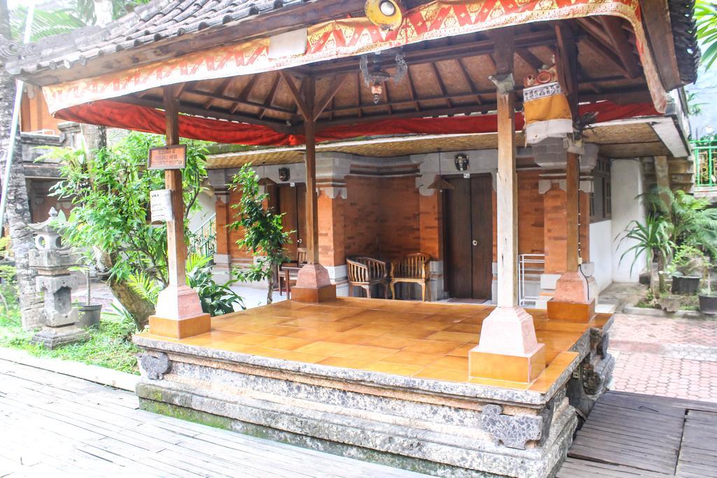 Hotel Puri Tanah Lot Kuta Lombok Exterior foto