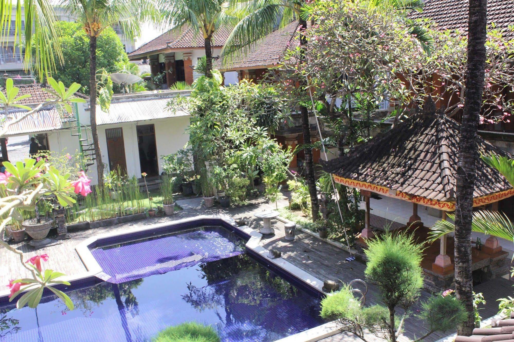 Hotel Puri Tanah Lot Kuta Lombok Exterior foto